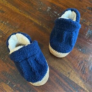 L.L.Bean Cozy Bootie Slippers kids sz 9-10 navy blue mountain fleece wicked good